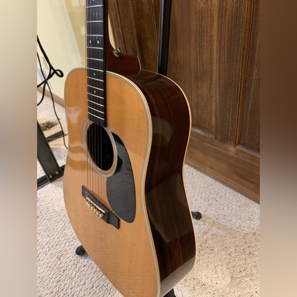 2002 Martin D-28 Six String Acoustic Electric Guitar with case - Picture 4 of 14